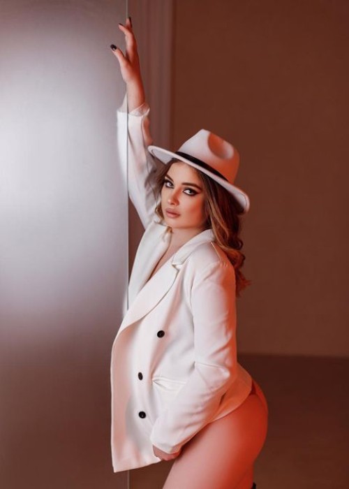 Проститутка Кира Кира