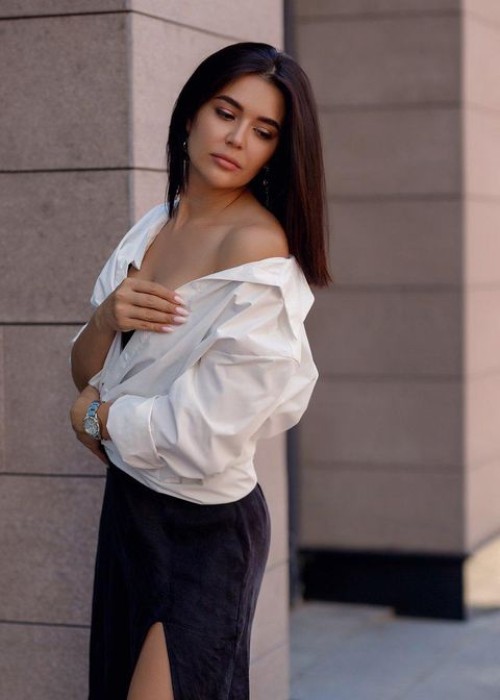 Проститутка Кира Кира