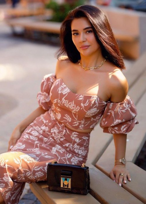 Проститутка Кира Кира